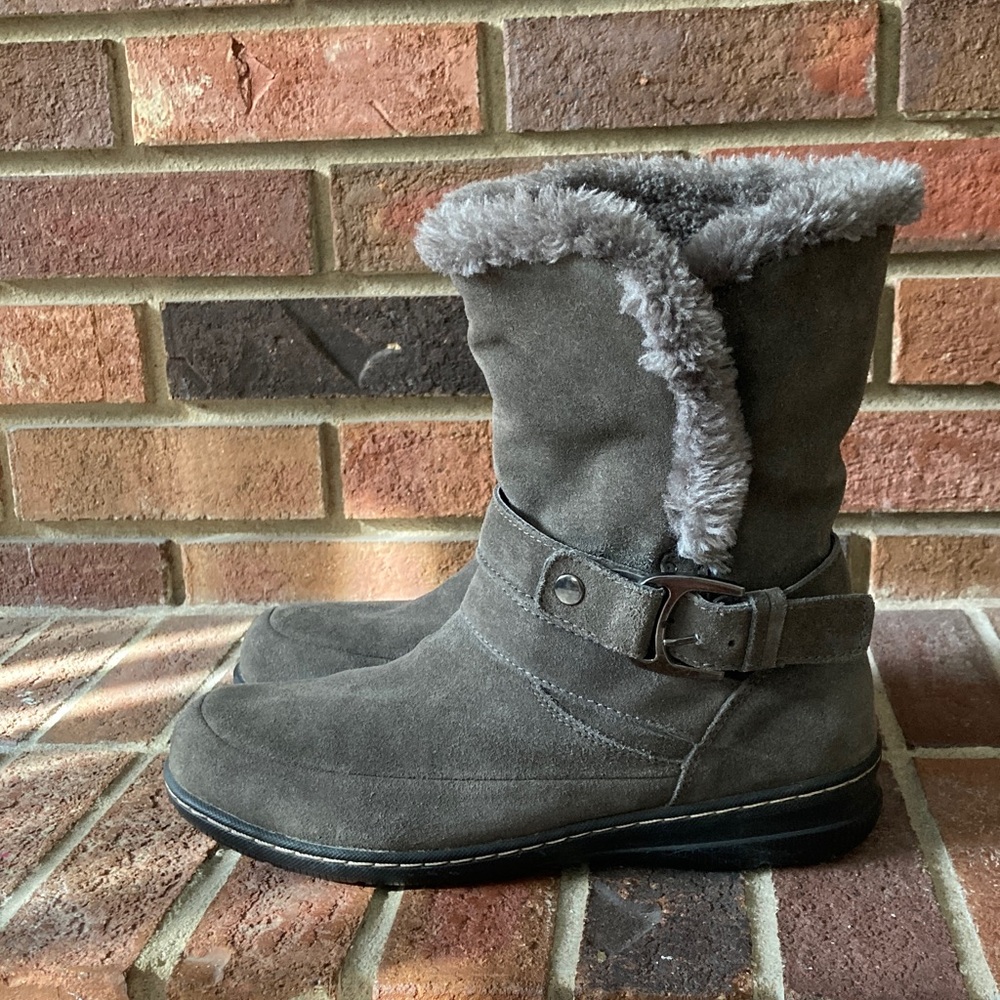 Women’s Grey Suede Faux-Fur Winter Boots Size 8.5 White Mountain
